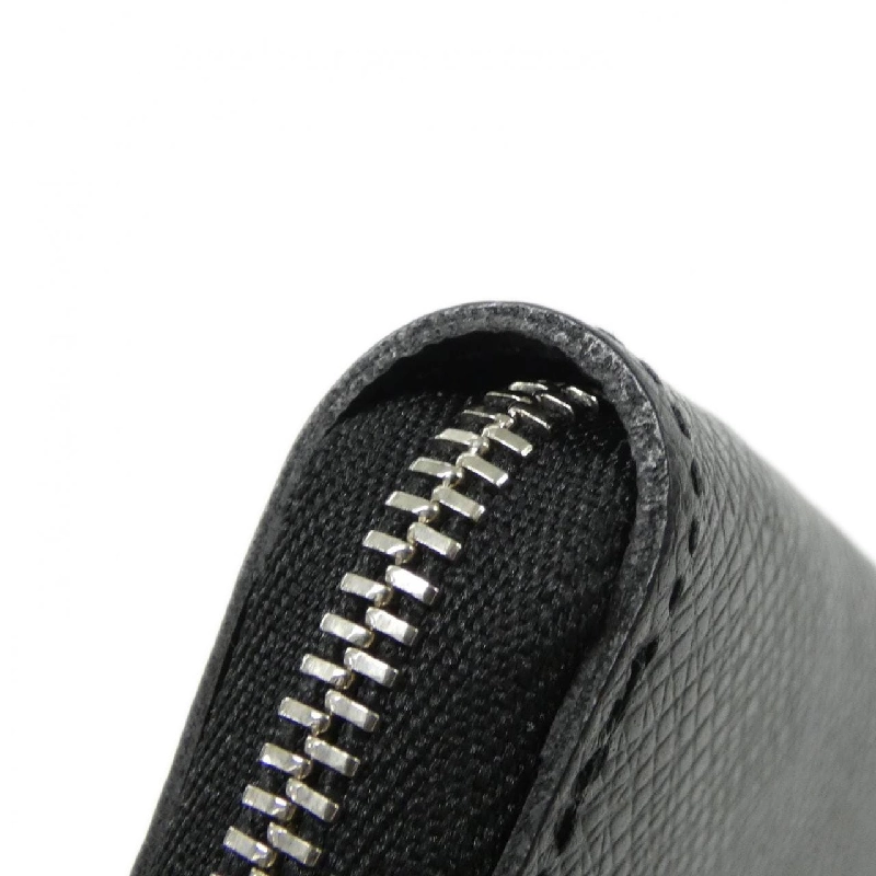 Ví tiền xu Louis Vuitton Taiga Zippy M30511 - Hàng hiệu chính hãng 805944