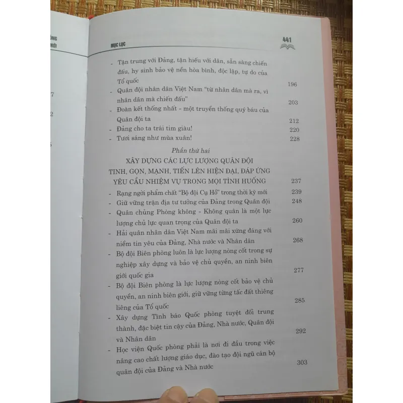 NGUYỄN PHÚ TRỌNG MỘT SỐ VẤN ĐỀ VỀ ĐƯỜNG LỐI QUÂN SỰ... 752481