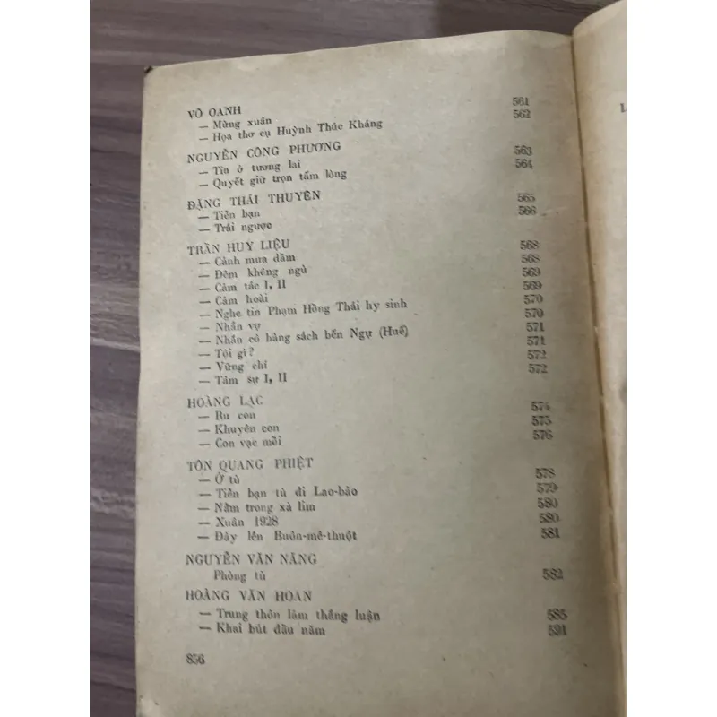 HỢP TUYỂN THƠ VĂN YÊU NƯỚC THƠ VĂN YÊU NƯỚC và CÁCH MẠNG ĐẦU THẾ KỶ XX 1900 - 1930 748023