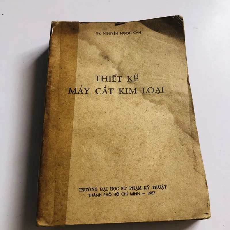 THIẾT KẾ MÁY CẮT KIM LOẠI  572821