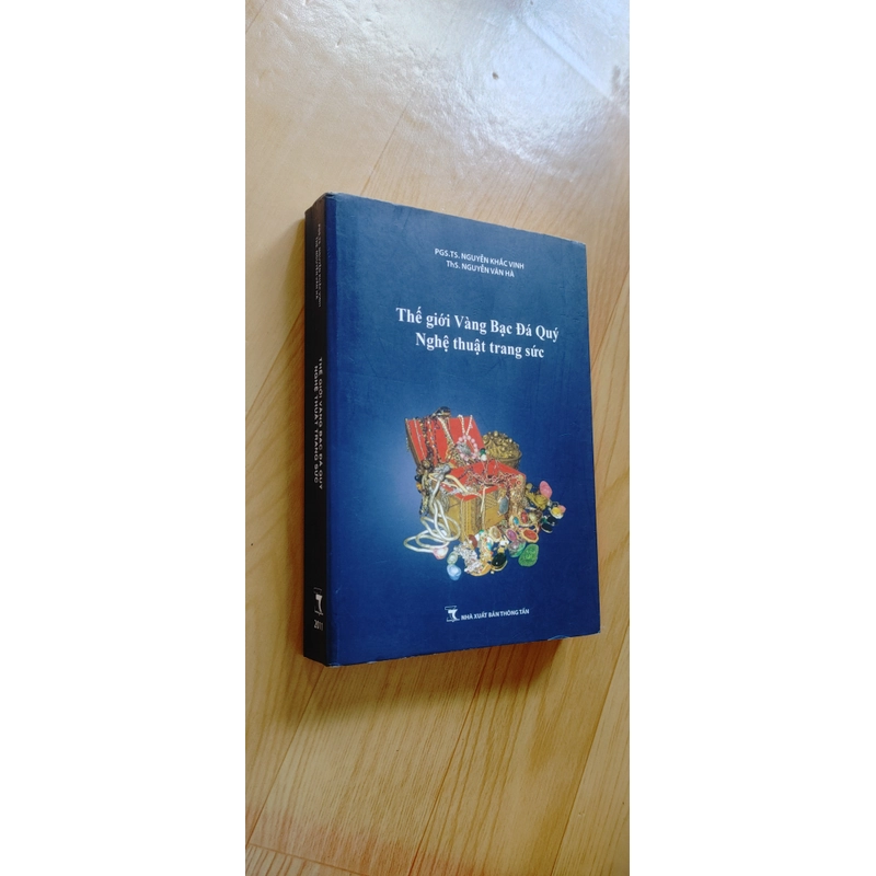 THẾ GIỚI VÀNG BẠC ĐÁ QUÍ  497819