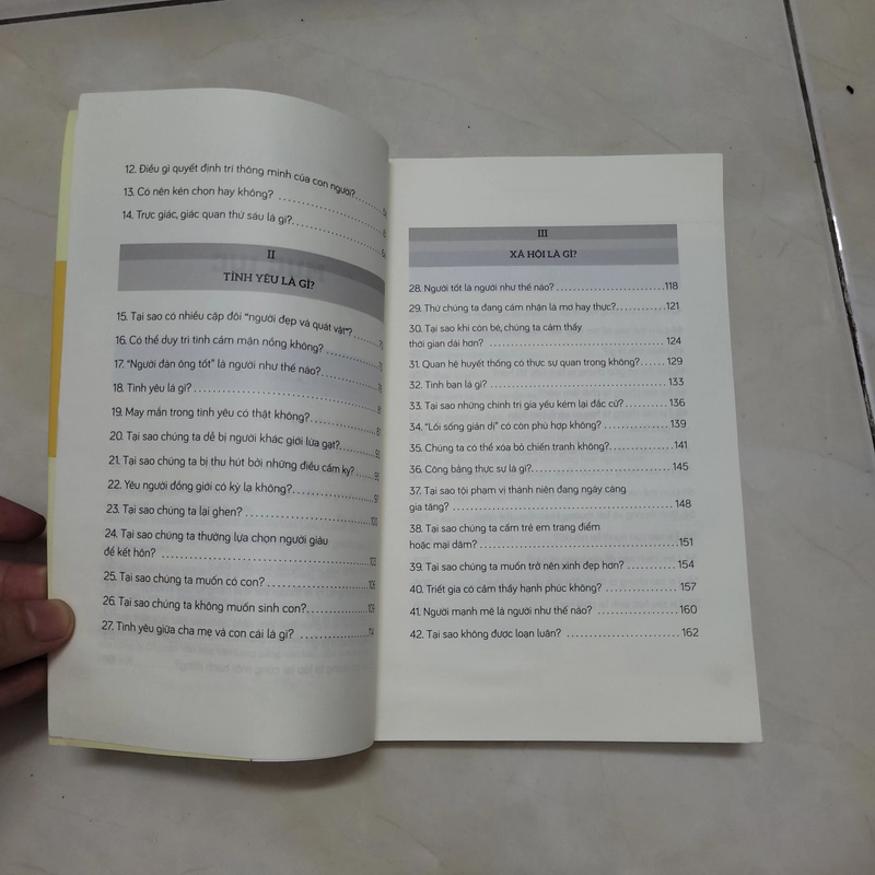 Sách Triết học ứng dụng 453343