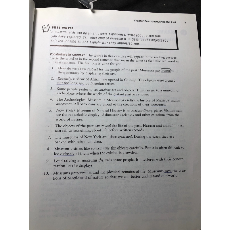 Pass, present, future A reading and writing course mới 80% bẩn nhẹ Joan Young Gregg, Joan Russell HPB2808 HỌC NGOẠI NGỮ 351458
