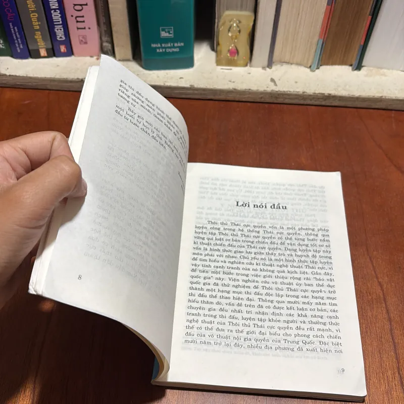 II Sách Võ Thuật: Nhập Môn Thôi Thủ Thái Cực Quyền - Điền Kim Long - 2000 926902