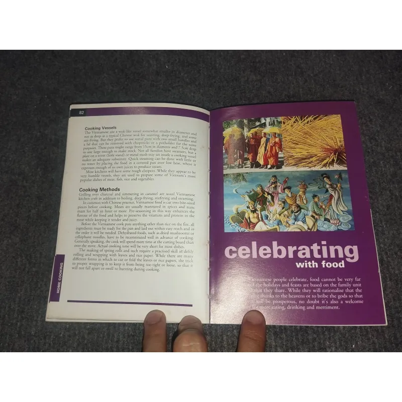 WORLD FOOD VIETNAM 993097