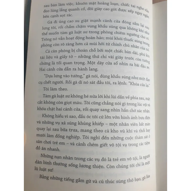 Sách Luật Sư Đường Phố - John Grisham tiểu thuyết mới 90% 1030074