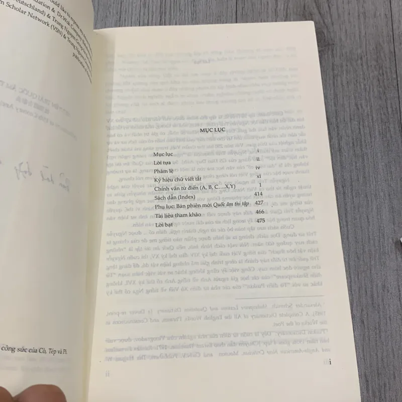 Nguyễn trãi quốc âm từ điển. Có chữ ký tặng. 10a4 1027886