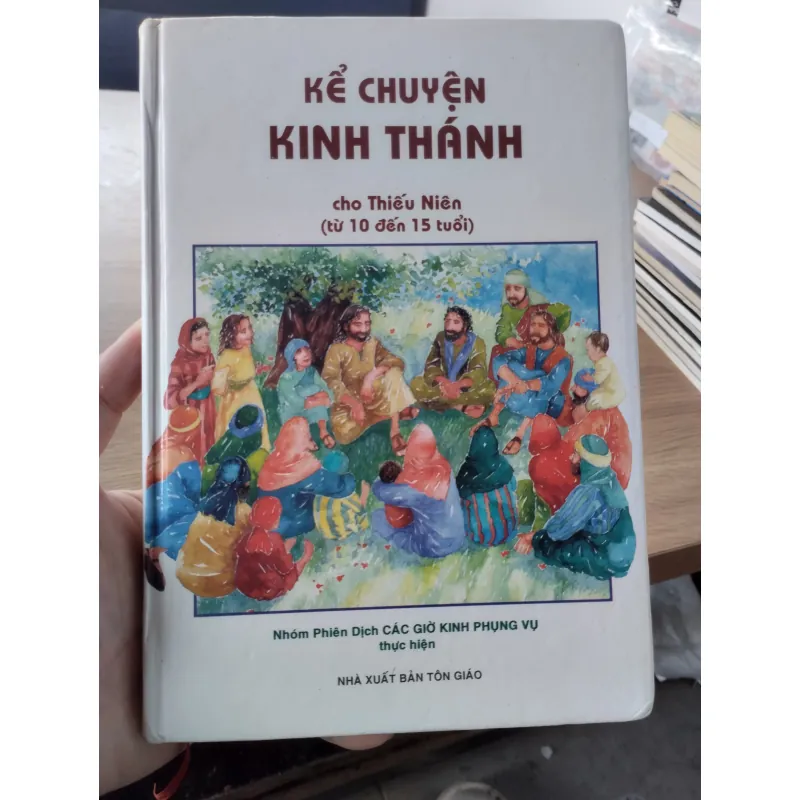 sách "Kể chuyện Kinh Thánh cho thiếu niên" (từ 10 đến 15 tuổi)  1032064
