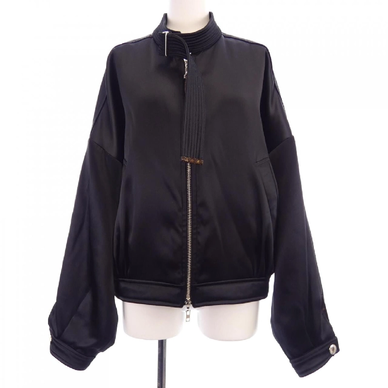 Louis Vuitton Áo khoác điều chỉnh FMJA36IW3 628276