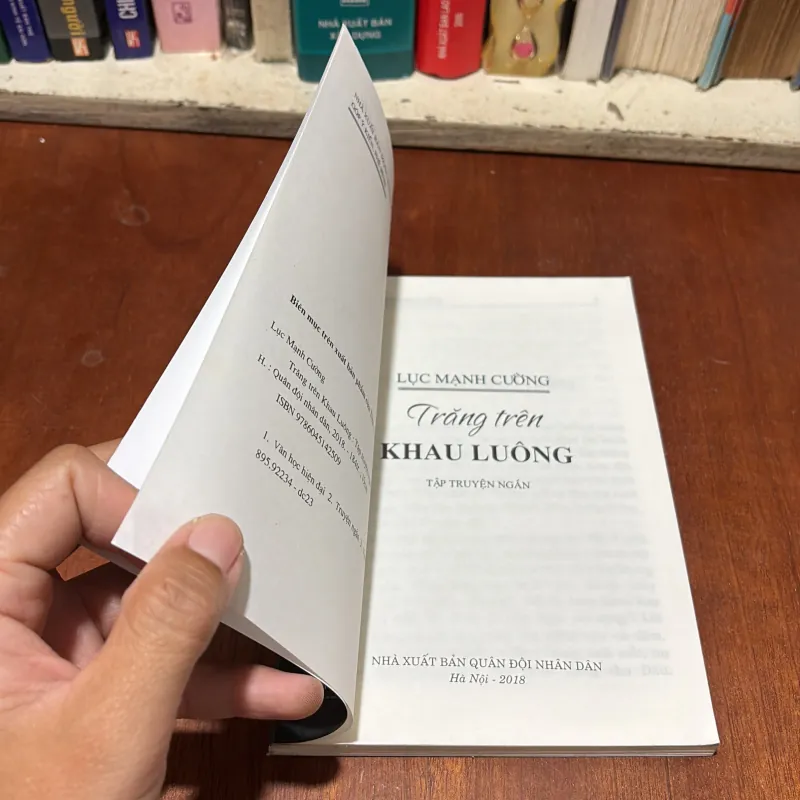 II Tập Truyện Ngắn: Trăng Trên Khau Luông - Lục Mạnh Cường - 2018 785703
