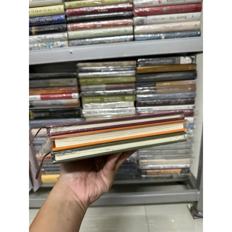 Combo 3 cuốn sách xưa: Chuyện cười cổ nhân - Chuyện giải buồn - Chuyện đời xưa (Bìa cứng) 689400