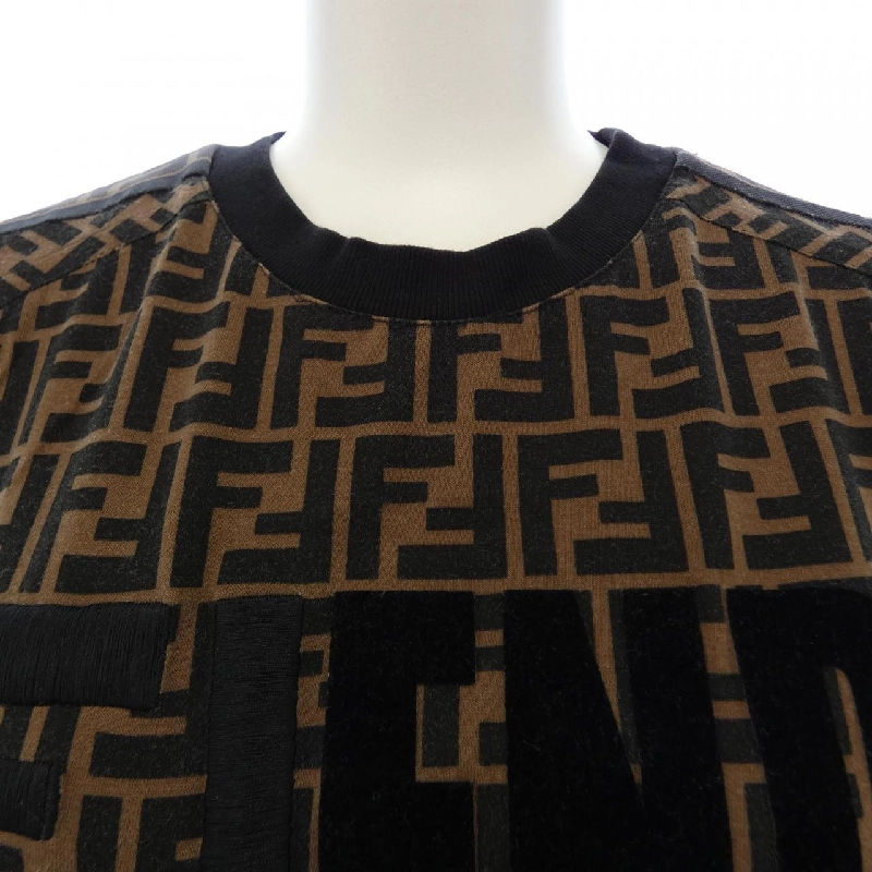 Áo thun FENDI FS7074 A5HL 629183