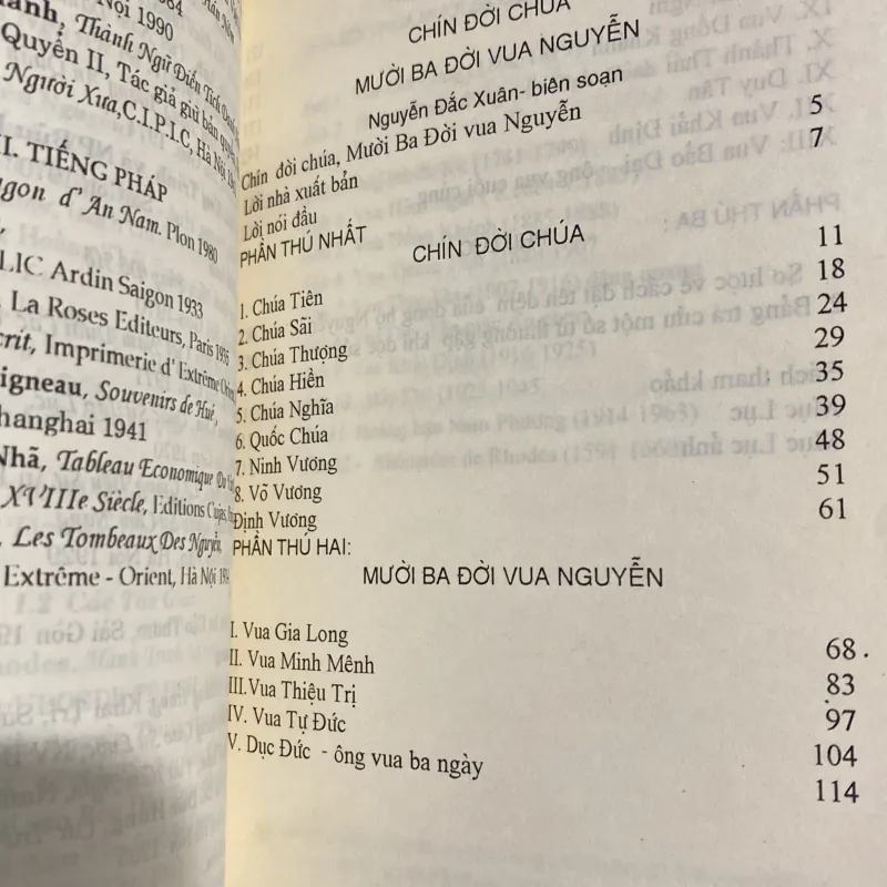 CHÍN ĐỜI CHÚA, MƯỜI BA ĐỜI VUA NGUYỄN (XB 1998) 502416