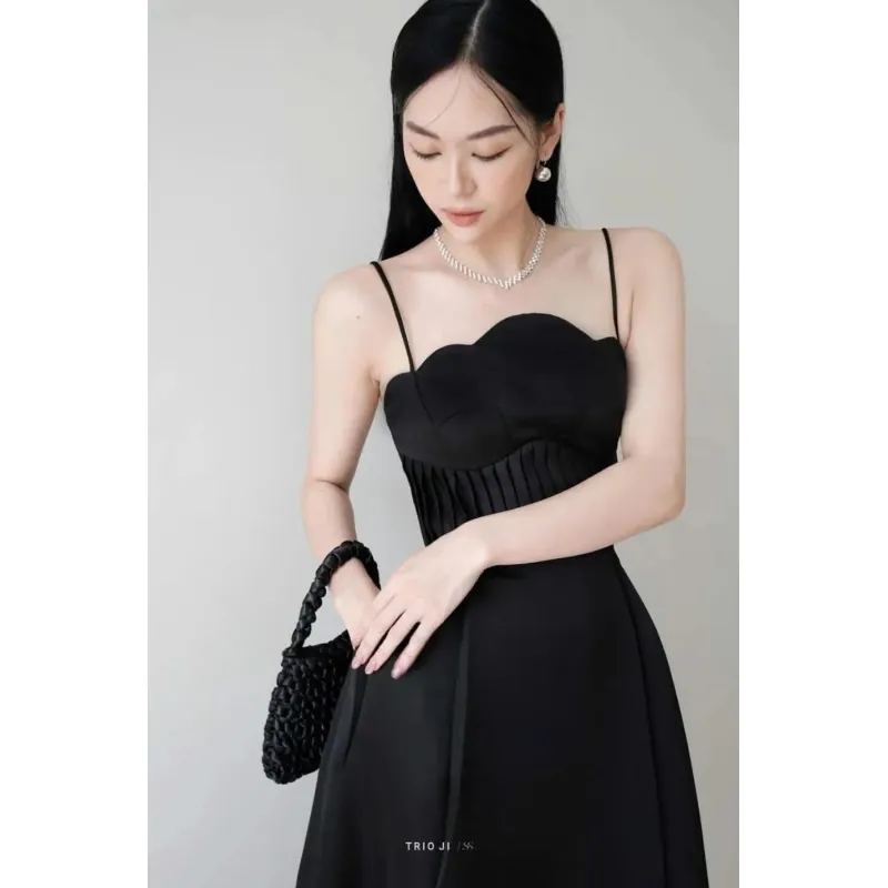 Đầm tiệc đen  782339