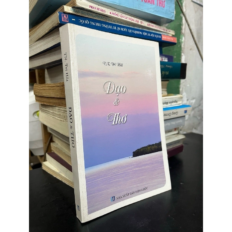 Đạo và thơ - TN. Trí Hải 736438