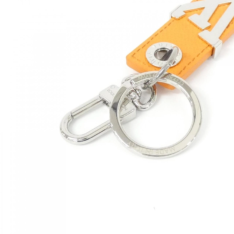 Móc khóa Louis Vuitton Taiga Tab LV Of Leak M01756 623936