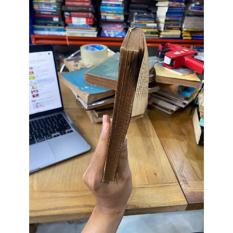 10 nhà thơ lớn của thế kỉ 524550