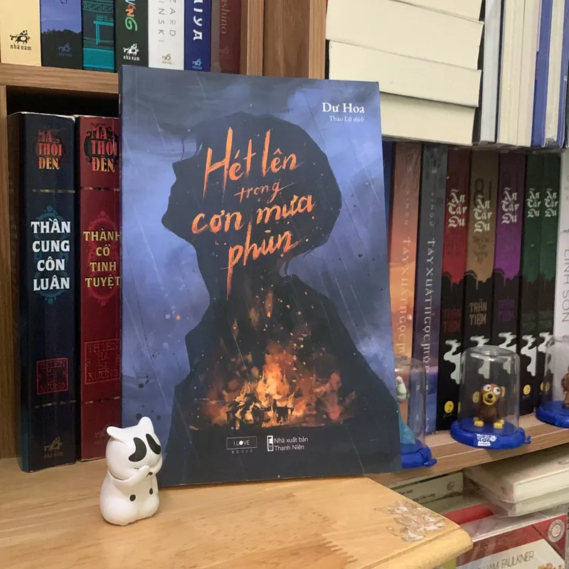 Hét lên trong cơn mưa phùn - Dư Hoa 714012