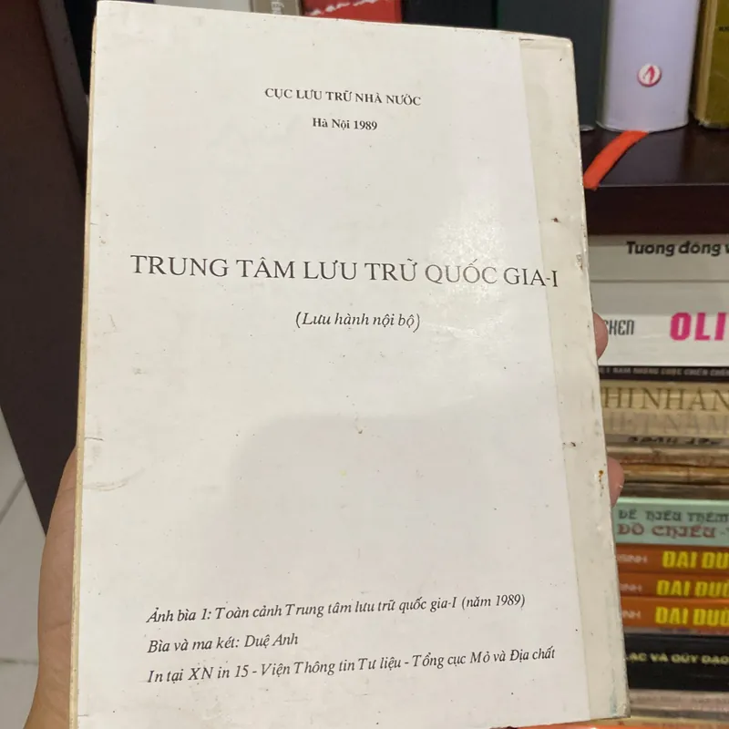 TRUNG TÂM LƯU TRỮ QUỐC GIA - 1, Lưu hành nội bộ, xuất bản 1989 559400