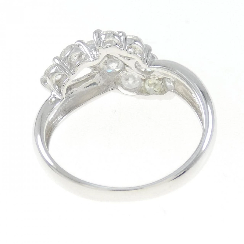 Nhẫn kim cương K18WG 1.00CT 673696