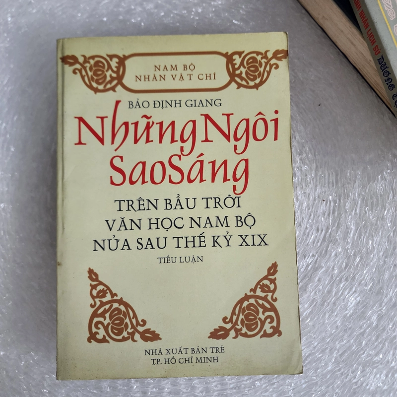 Những ngôi sao sáng trên bầu trời văn học Nam Bộ | Bảo Định Giang 518870