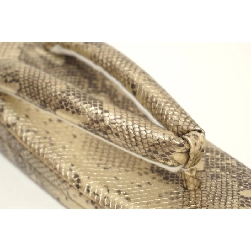 Bộ túi xách và dép zori kích thước F - Hàng hiệu Authentic 883942