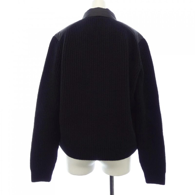 【Sản phẩm mới】Moncler MONCLER 20939B00028 Áo khoác lông 631348