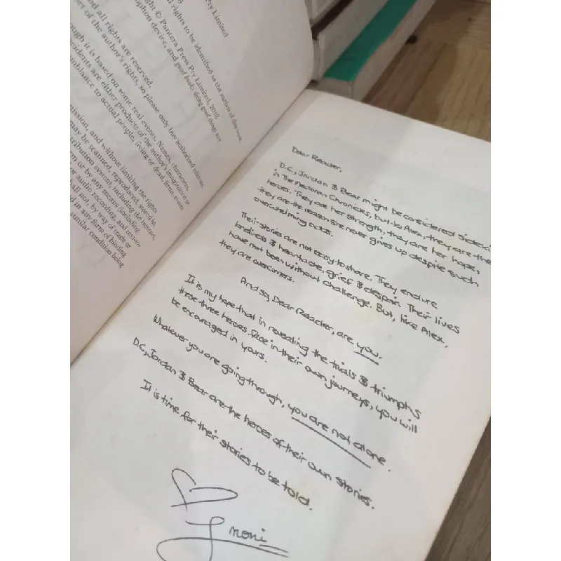 The Medoran Chronicles series - Lynette Noni 696733