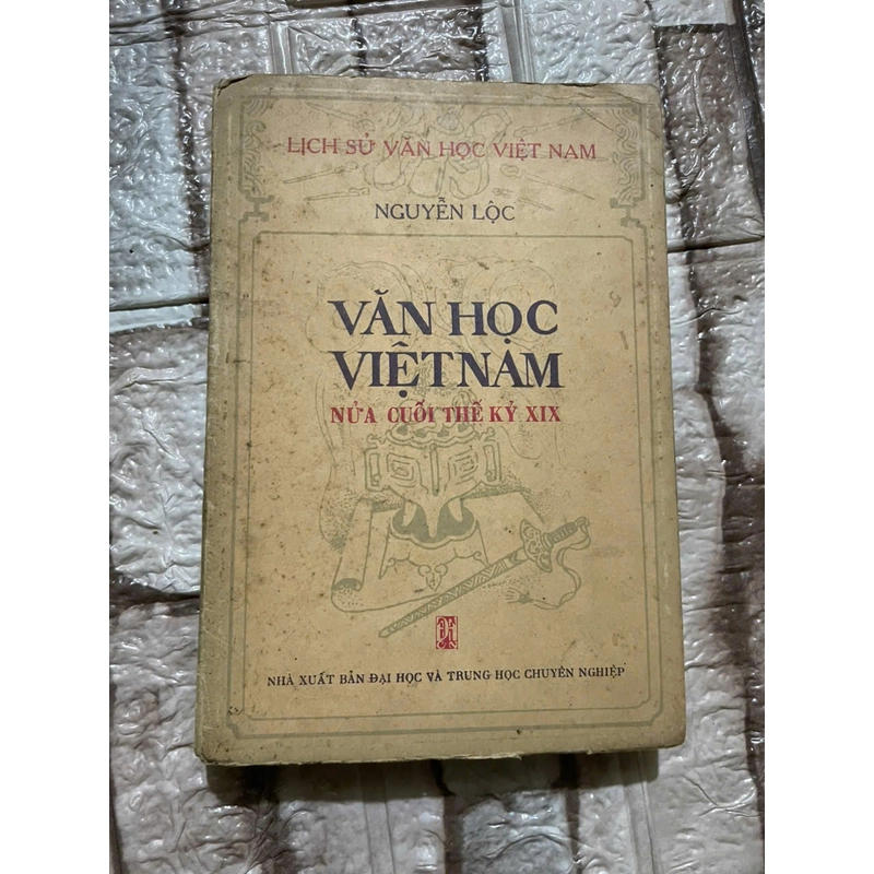 Văn học Việt Nam nửa cuối thế kỷ 19 ; Nguyễn Lộc 460943