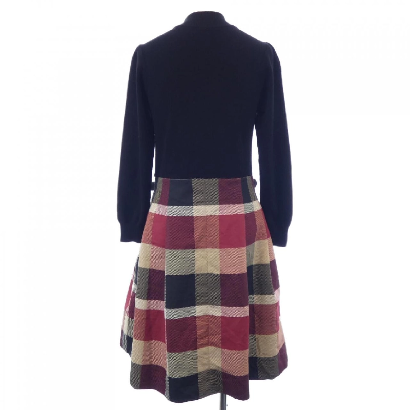 【Mã giảm giá】Blue Label Crestbridge BLUE LABEL CRESTBRIDGE Váy 651137