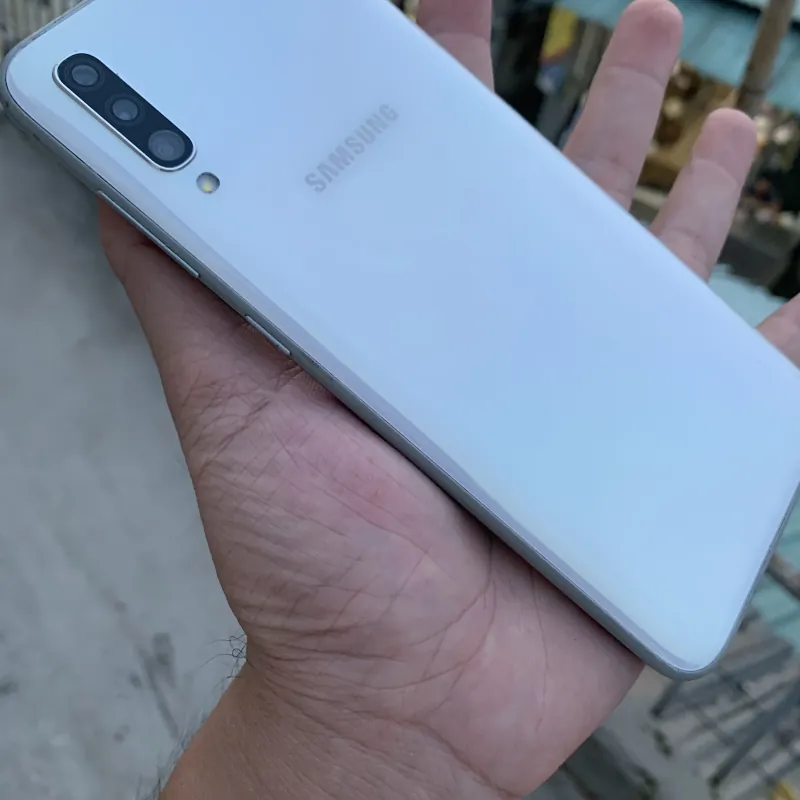 samsung galaxy A70 ram 6/128gb chíp Snapdragon, màn rộng 6.7,Full HD+,Pin trâu 4500mAh 797281