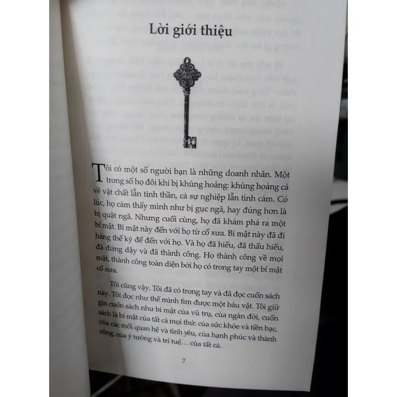 Người nam châm: Bí mật của Luật hấp dẫn"  695748