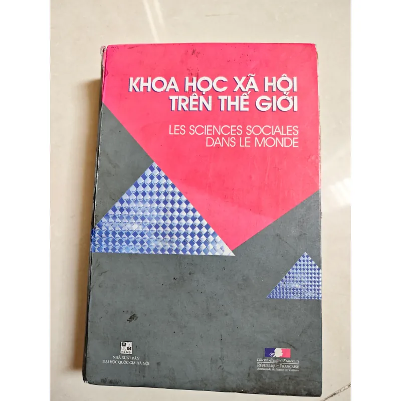 Khoa học xã hội trên thế giới 1001054