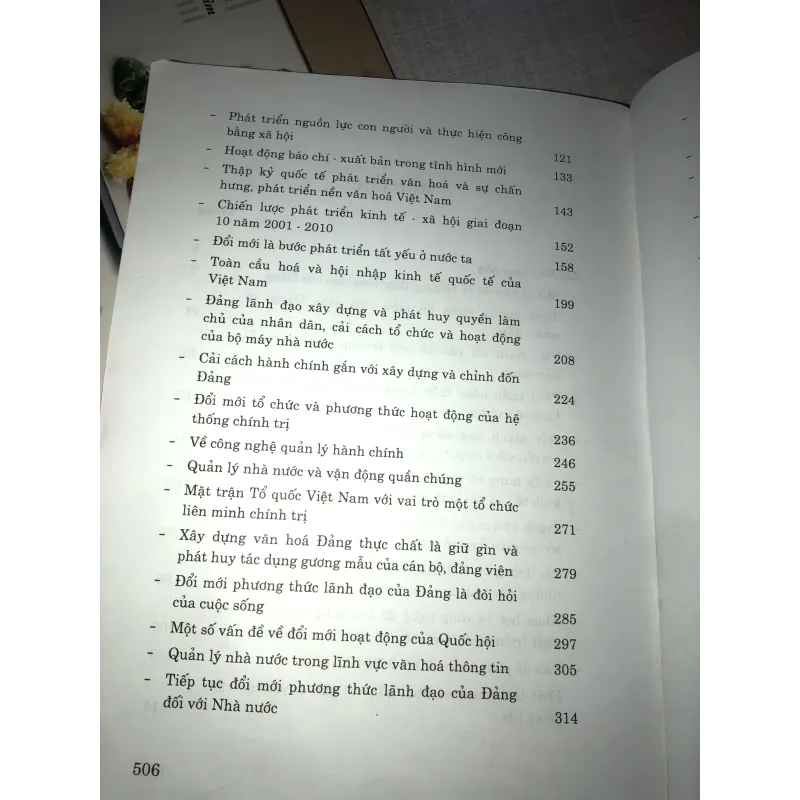 Một số suy nghĩ về mối quan hệ giữa Đảng- Nhà Nước và nhân dân  778244