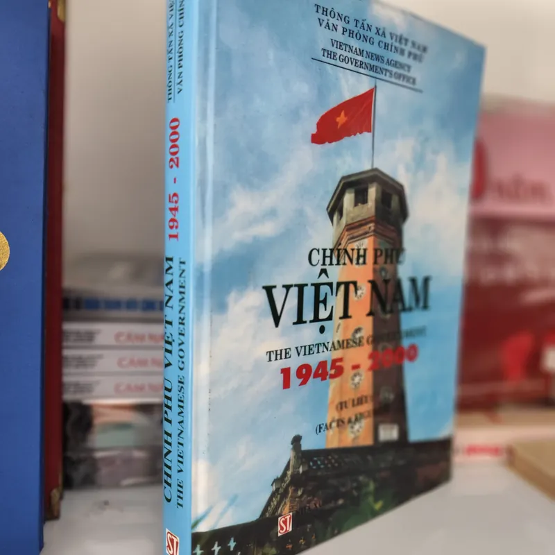 Chính phủ Việt Nam Tư Liệu 1945-2000( bìa cứng)  603532