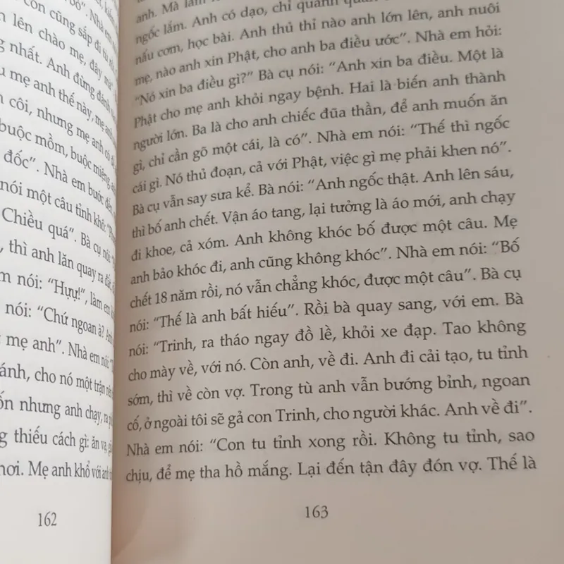 Những Ngã Tư Và Những Cột Đèn- Trần Dần 561864