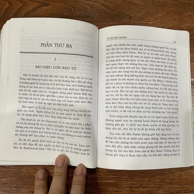 Tự truyện Gandhi (8) 1004037