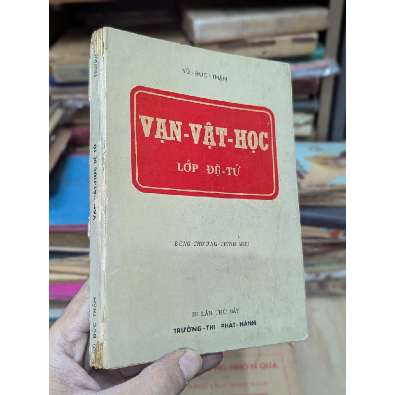 VẠN VẬT HỌC LỚP ĐỆ TỨ - VŨ ĐỨC THẬN 144840