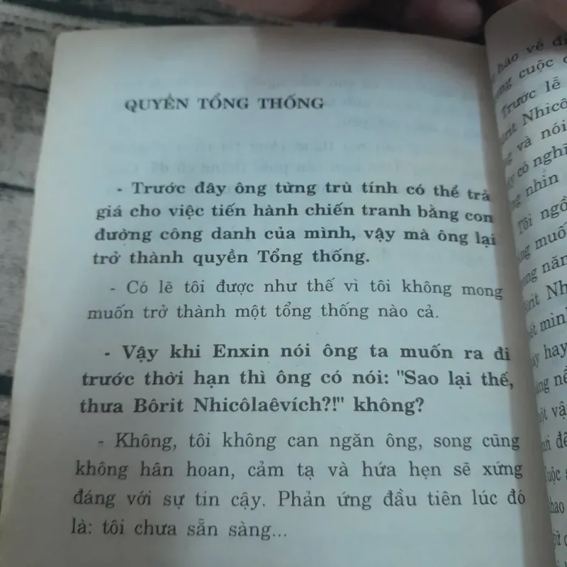 Sáu lần gặp người đứng đầu nước Nga V. PUTIN. Tác giả Natalia Ghê Vorkian... 697502