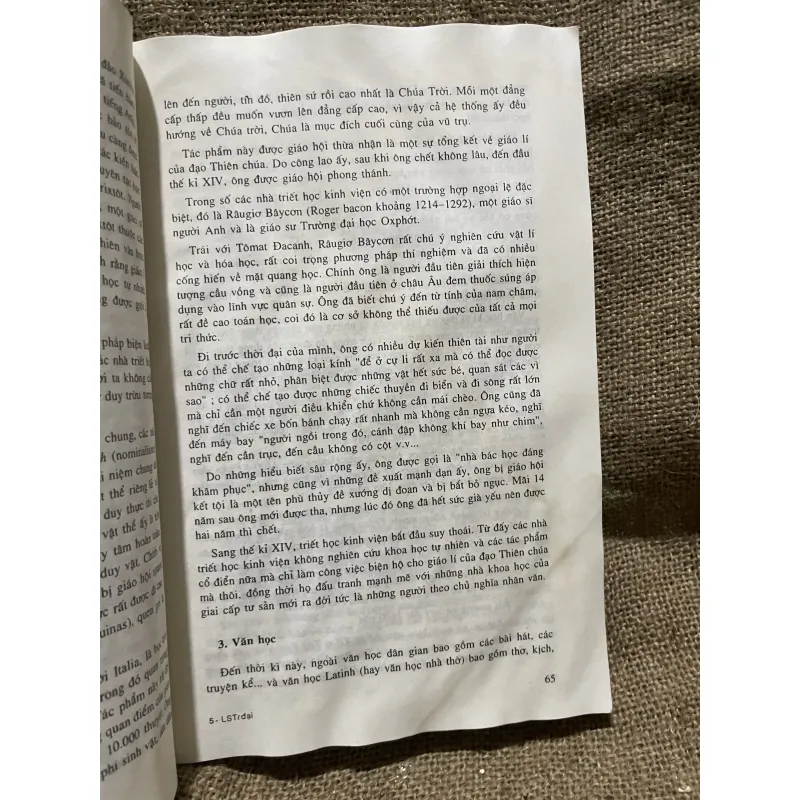 Lịch sử thế giới trung đại - 40 trang khổ lớn  1000055