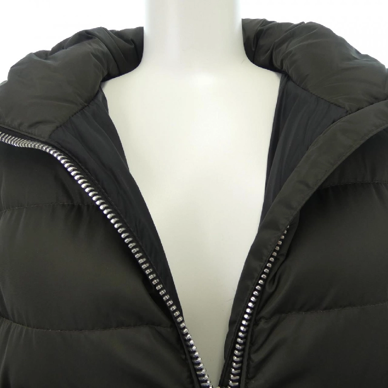 Áo khoác lông vũ MONCLER OROPHIN 632401