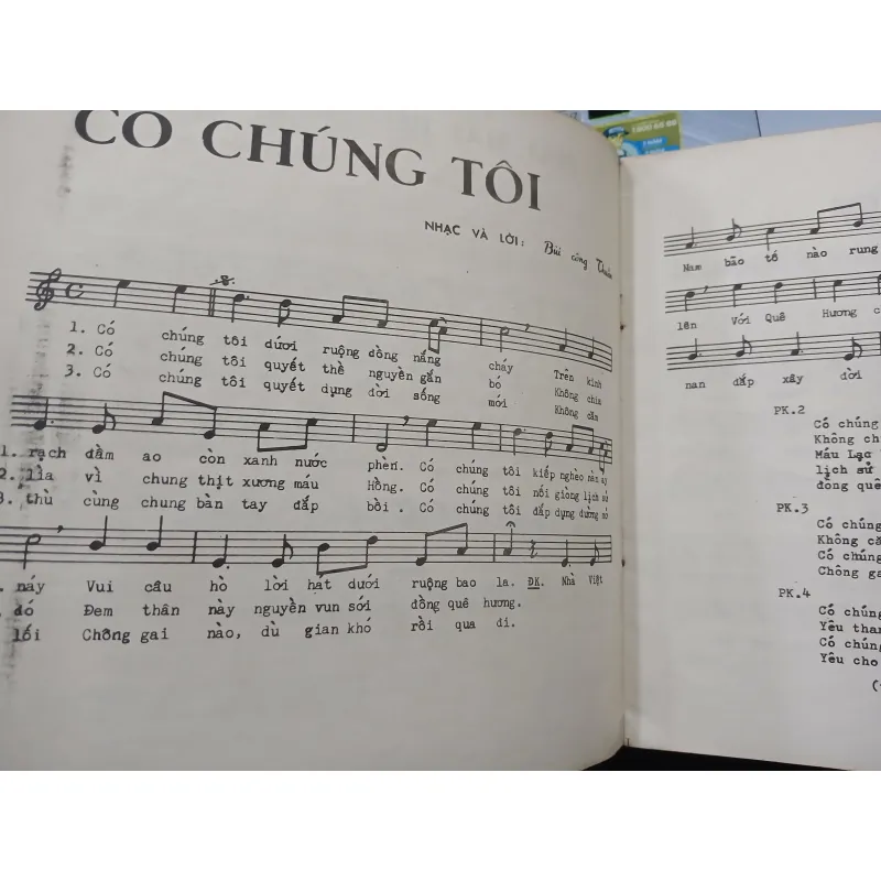 TA ĐI TRÊN GIÒNG LỊCH SỬ 970318