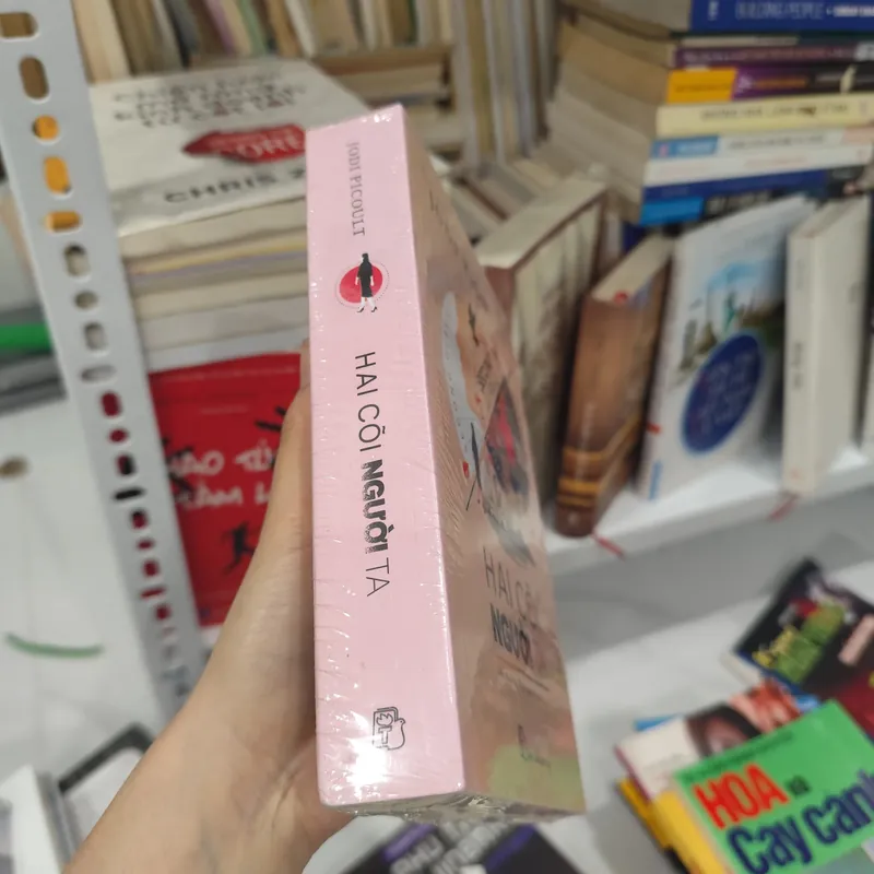 Hai cõi người ta  563701