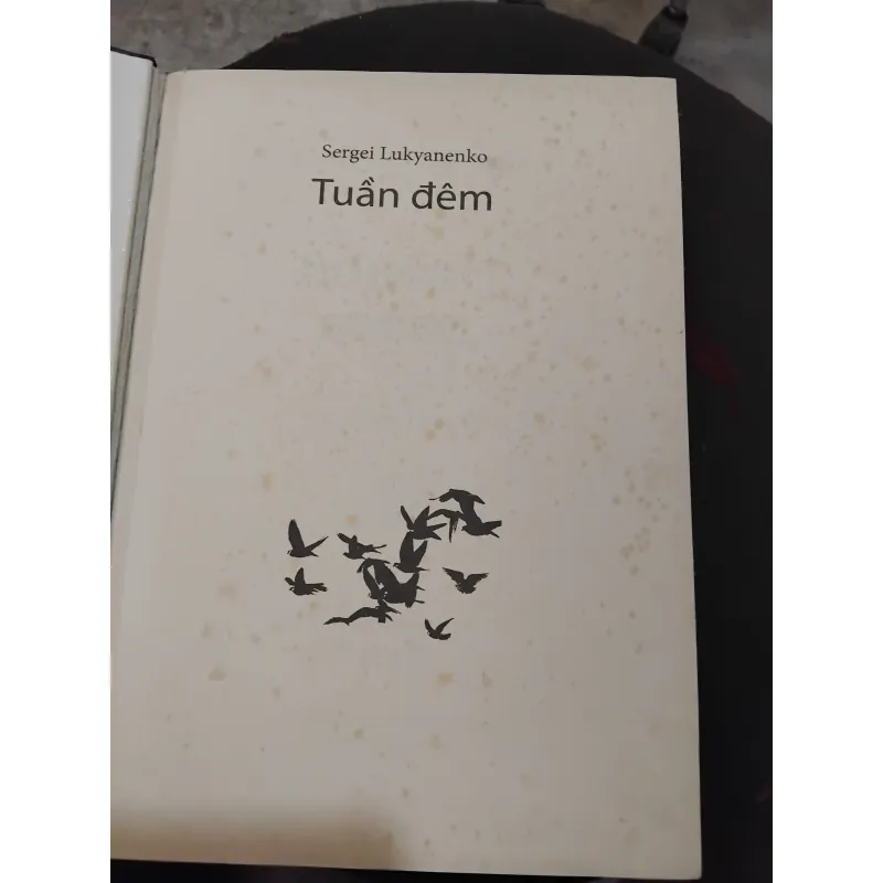 Tuần đêm của Sergei Lukyanenko 1003417