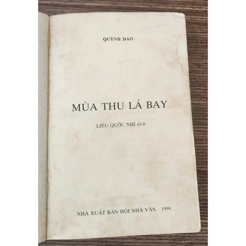 Tiểu thuyết MÙA THU LÁ BAY (Quỳnh Dao) - 418 trang 778227