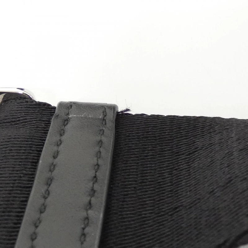 Túi đeo hông Prada 2VH156 608402