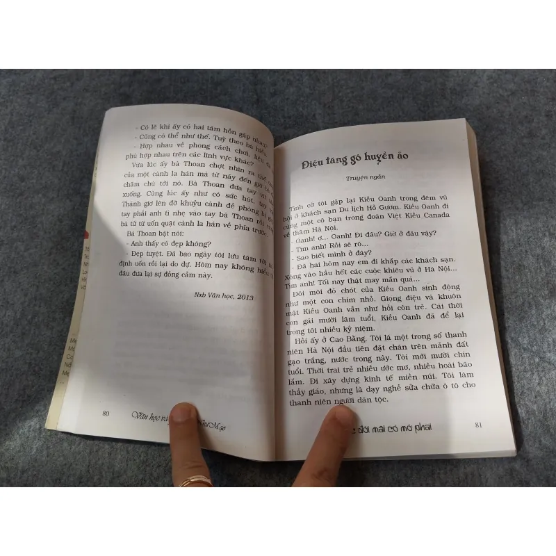 CUỘC ĐỜI MÃI CÓ MỜ PHAI. VĂN HỌC VÀ GIA ĐÌNH NHƯ MẠO 720732