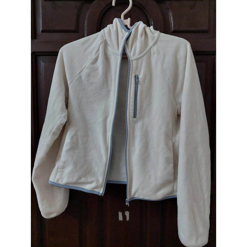 Áo khoác Uniqlo giả lông cừu size S 355719