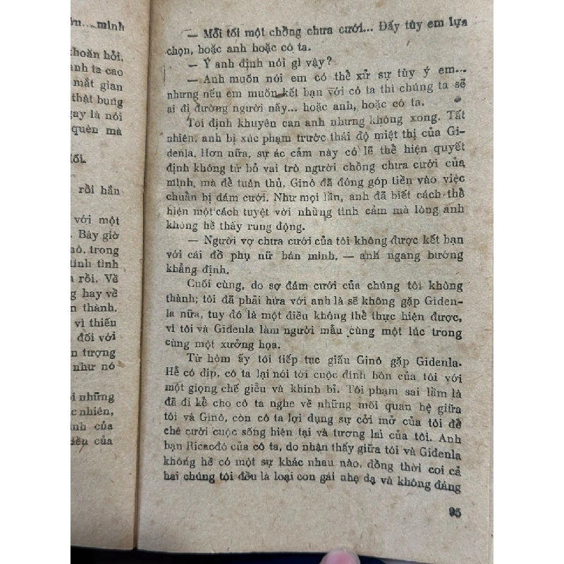 Cô gái thành Rôm - Moravia 1006375