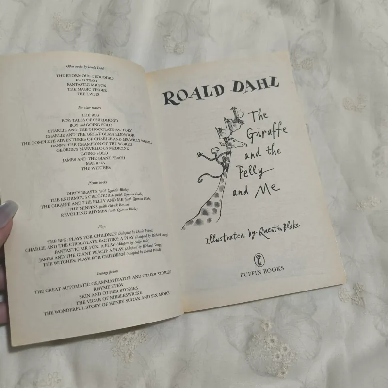 The Giraffe and the Pelly and Me - Roald Dalh 1033927